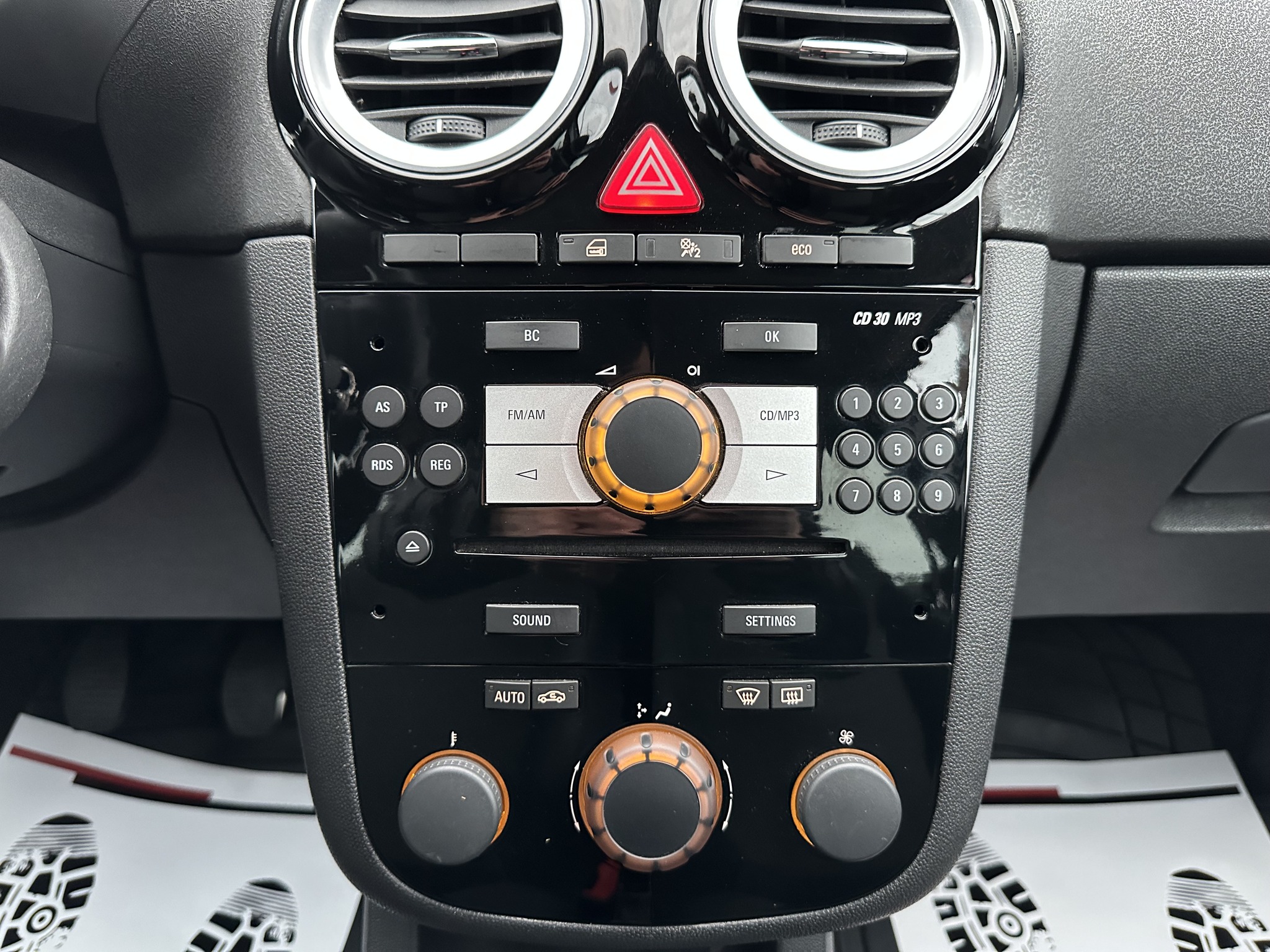 Opel Corsa 1.3 CDTI Cosmo, ECOTEC, 04/2011, Euro5 6