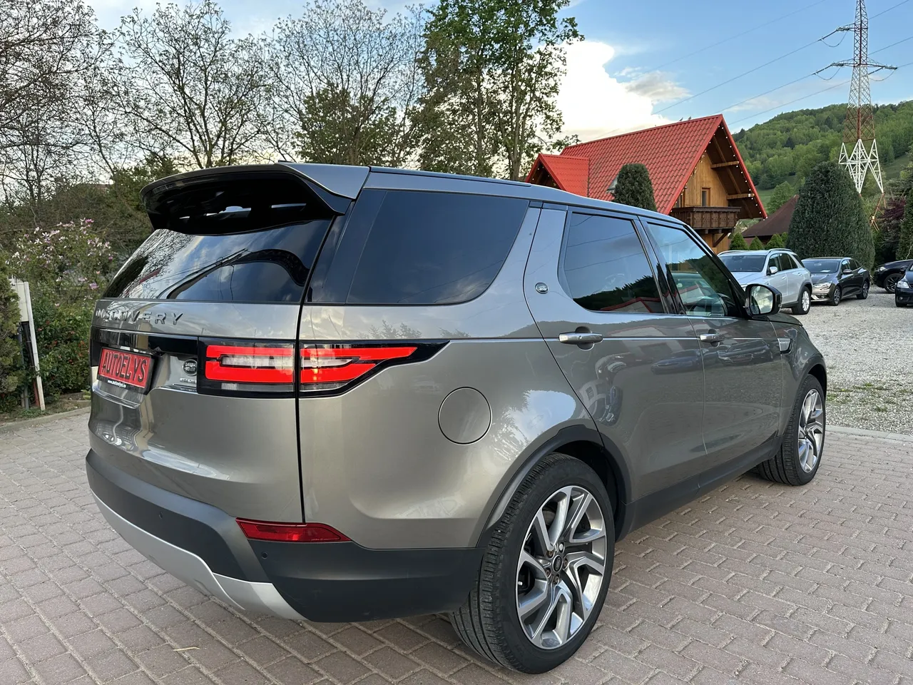Land Rover Discovery 3.0 L TD6 HSE Luxury Edition