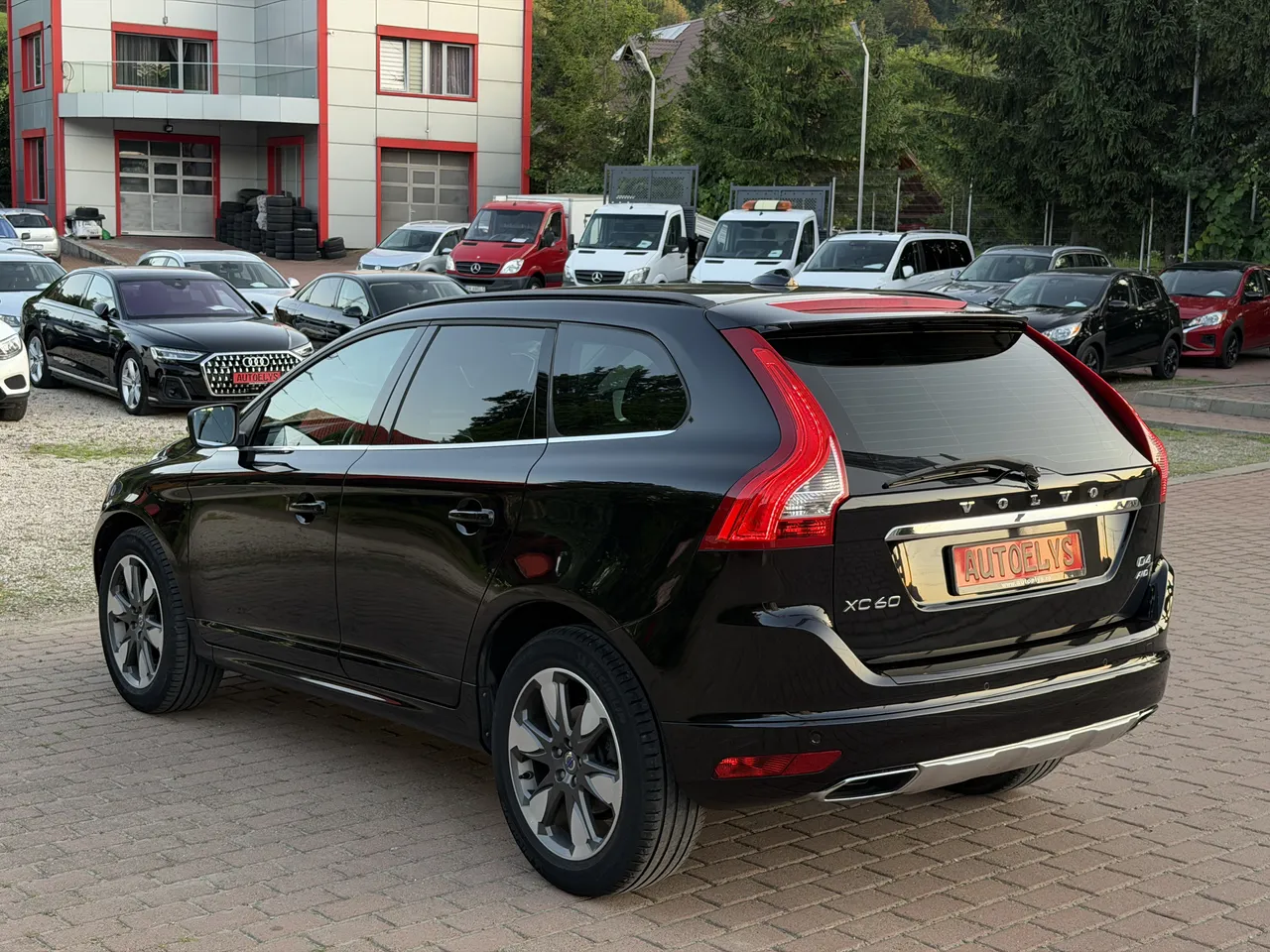 VOLVO XC60 D4 AWD, Geartronic, Momentum, 03/2014 3