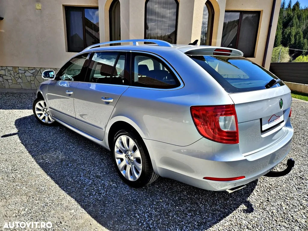 SKODA SUPERB 2.0 TDI ELEGANCE 5