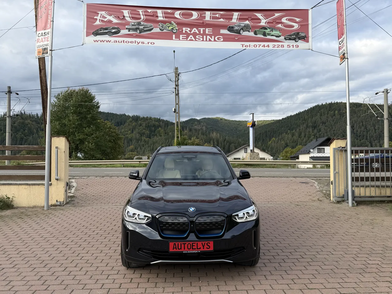 BMW iX3 Impressive, Model 2022, Full electric 2